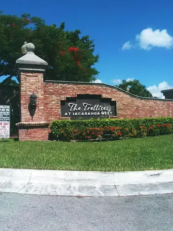 9727 N New River Canal Road Plantation FL 33324