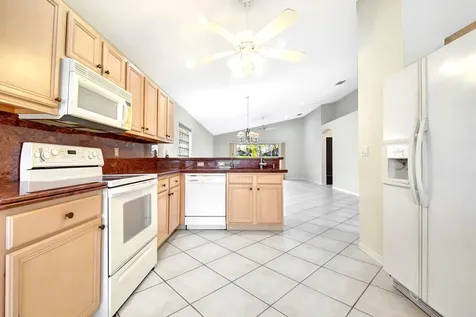 8278 Duomo Circle Boynton Beach FL 33472