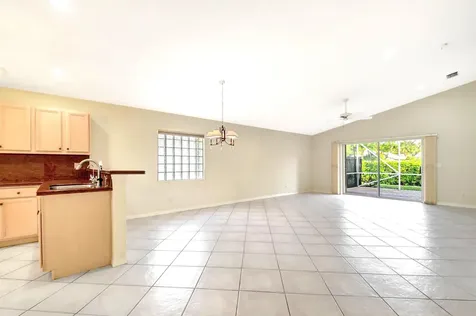 8278 Duomo Circle Boynton Beach FL 33472