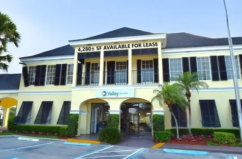 11811 Us Highway One North Palm Beach FL 33408