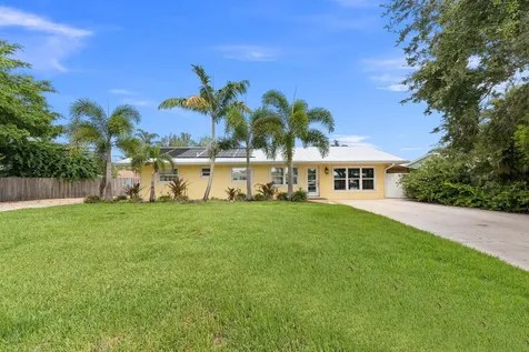 1749 Sw Coxswain Place Palm City FL 34990