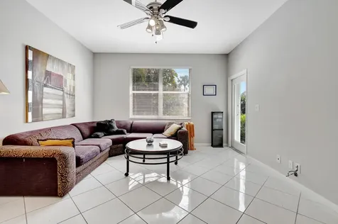 10880 Royal Caribbean Circle Boynton Beach FL 33437