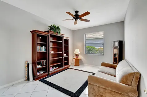 10880 Royal Caribbean Circle Boynton Beach FL 33437