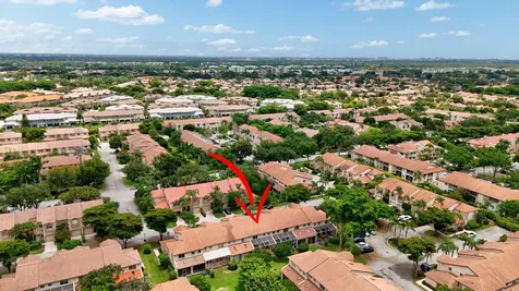 6772 Via Regina Boca Raton FL 33433