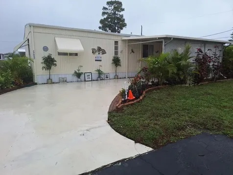 17007 Grande Terre Bay Boynton Beach FL 33436