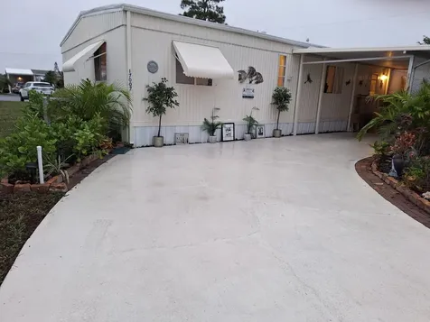 17007 Grande Terre Bay Boynton Beach FL 33436