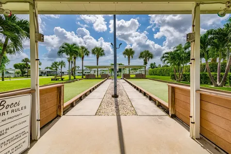 17007 Grande Terre Bay Boynton Beach FL 33436