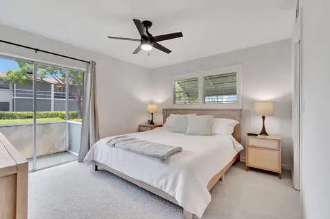 740 Horizons Boynton Beach FL 33435