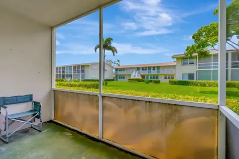740 Horizons Boynton Beach FL 33435