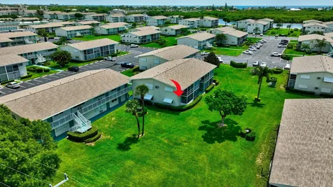 740 Horizons Boynton Beach FL 33435