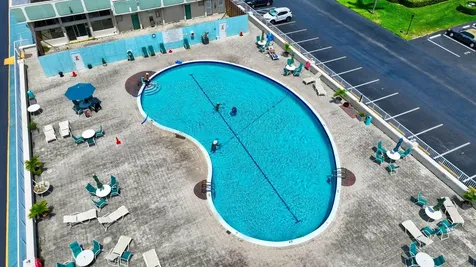 740 Horizons Boynton Beach FL 33435