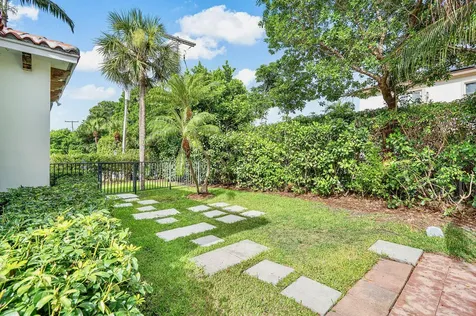 1191 Banyan Road Boca Raton FL 33432