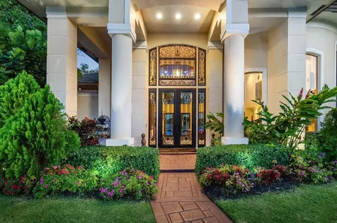 4845 Regency Court Boca Raton FL 33434