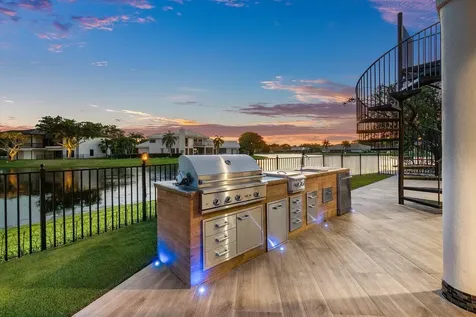 4845 Regency Court Boca Raton FL 33434