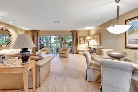 16 Stratford Drive Boynton Beach FL 33436