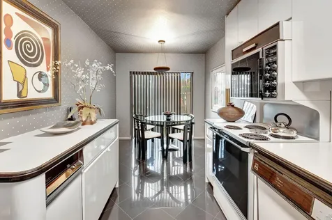 16 Stratford Drive Boynton Beach FL 33436