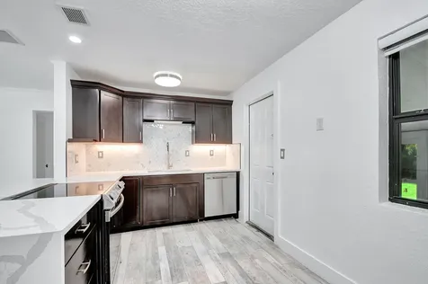 2478 Kentucky Street West Palm Beach FL 33406