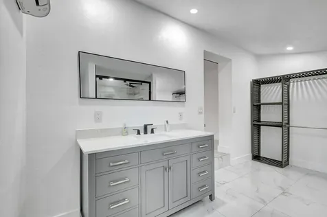 2478 Kentucky Street West Palm Beach FL 33406