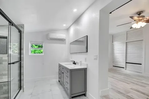 2478 Kentucky Street West Palm Beach FL 33406