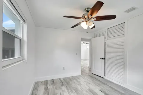 2478 Kentucky Street West Palm Beach FL 33406