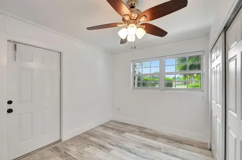 2478 Kentucky Street West Palm Beach FL 33406