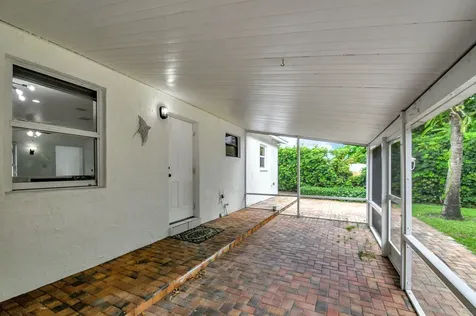 2478 Kentucky Street West Palm Beach FL 33406