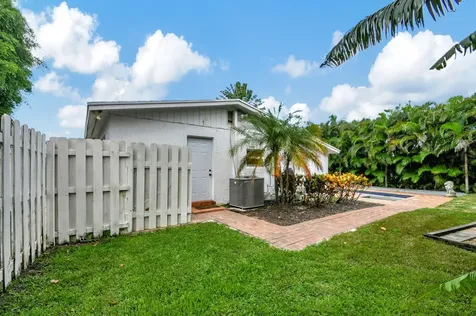 2478 Kentucky Street West Palm Beach FL 33406