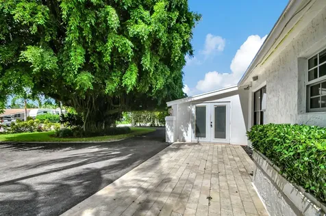 2478 Kentucky Street West Palm Beach FL 33406
