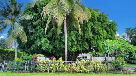 2478 Kentucky Street West Palm Beach FL 33406