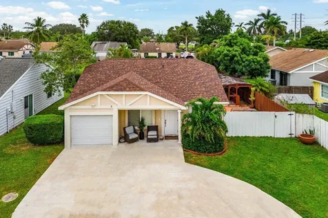 11113 Sacco Drive Boca Raton FL 33428