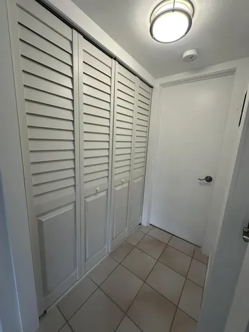 377 Windsor Q West Palm Beach FL 33417