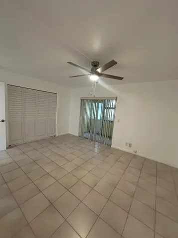 377 Windsor Q West Palm Beach FL 33417
