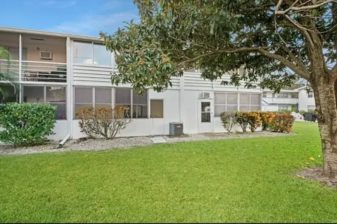 377 Windsor Q West Palm Beach FL 33417