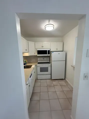 377 Windsor Q West Palm Beach FL 33417