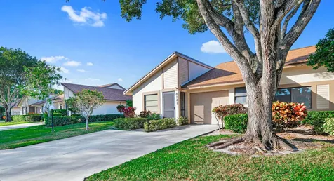 8121 Windgate Drive Boca Raton FL 33496
