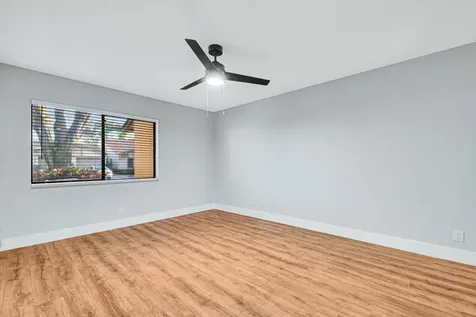 8121 Windgate Drive Boca Raton FL 33496