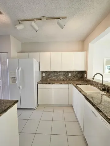 20951 Via Azalea Boca Raton FL 33428