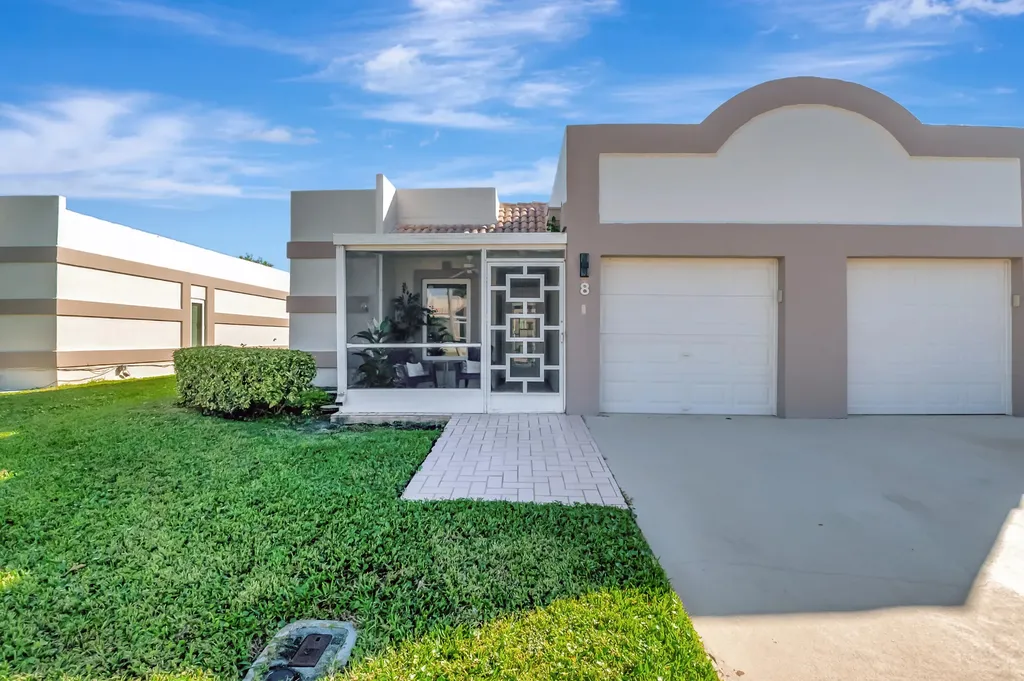 18820 Stewart Circle Boca Raton FL 33496