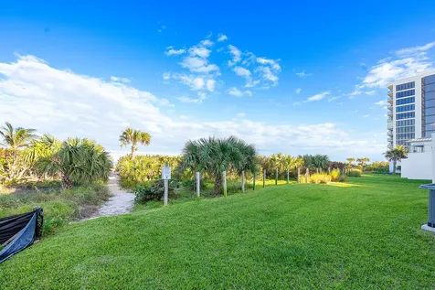 4422 N Highway A1a Hutchinson Island FL 34949