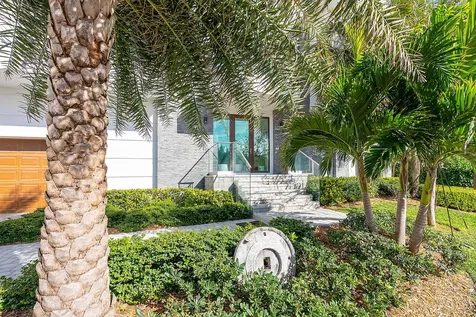 4422 N Highway A1a Hutchinson Island FL 34949
