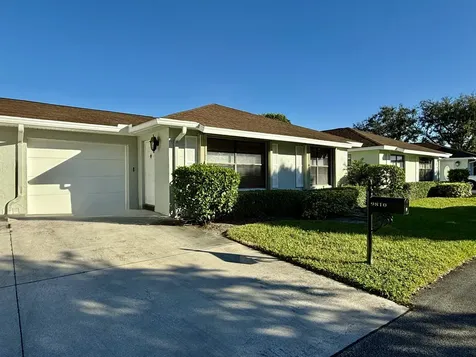 9810 Walnut Tree Way Boynton Beach FL 33436