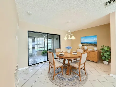 9810 Walnut Tree Way Boynton Beach FL 33436