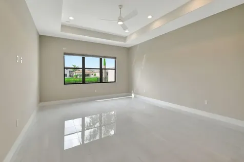 8560 Shoreacres Street Boca Raton FL 33434
