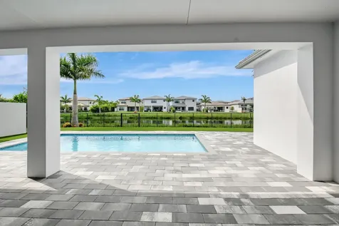 8560 Shoreacres Street Boca Raton FL 33434