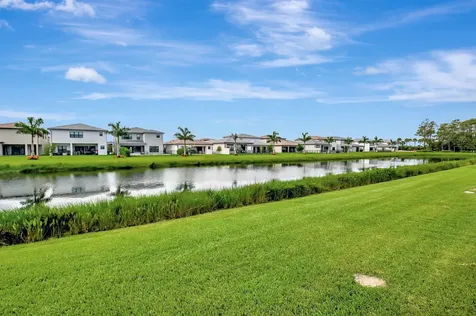 8560 Shoreacres Street Boca Raton FL 33434
