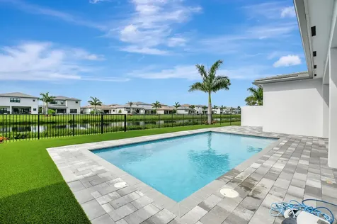 8560 Shoreacres Street Boca Raton FL 33434