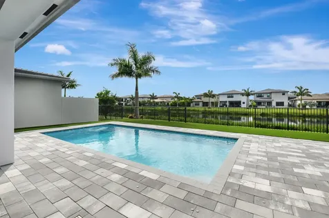 8560 Shoreacres Street Boca Raton FL 33434