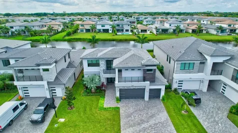 8560 Shoreacres Street Boca Raton FL 33434