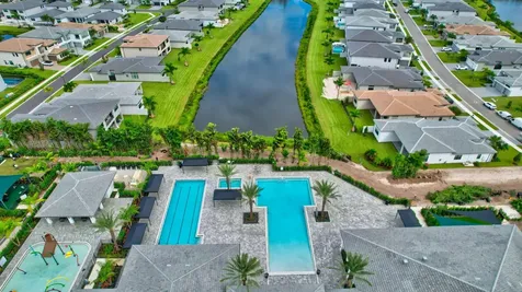 8560 Shoreacres Street Boca Raton FL 33434