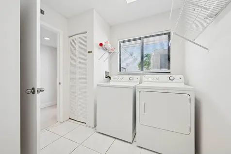15450 Pembridge Avenue Delray Beach FL 33484